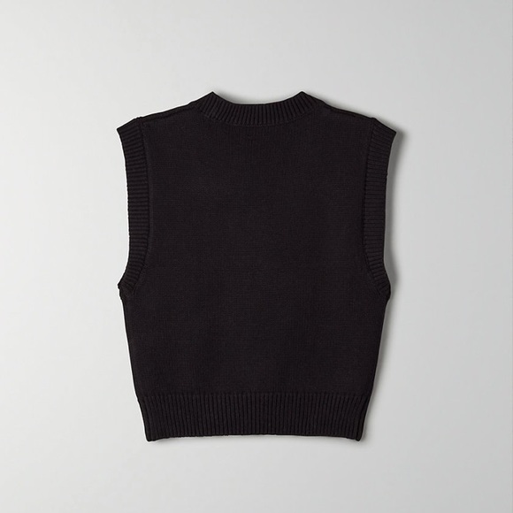 Wilfred Vest - Picture 9 of 9